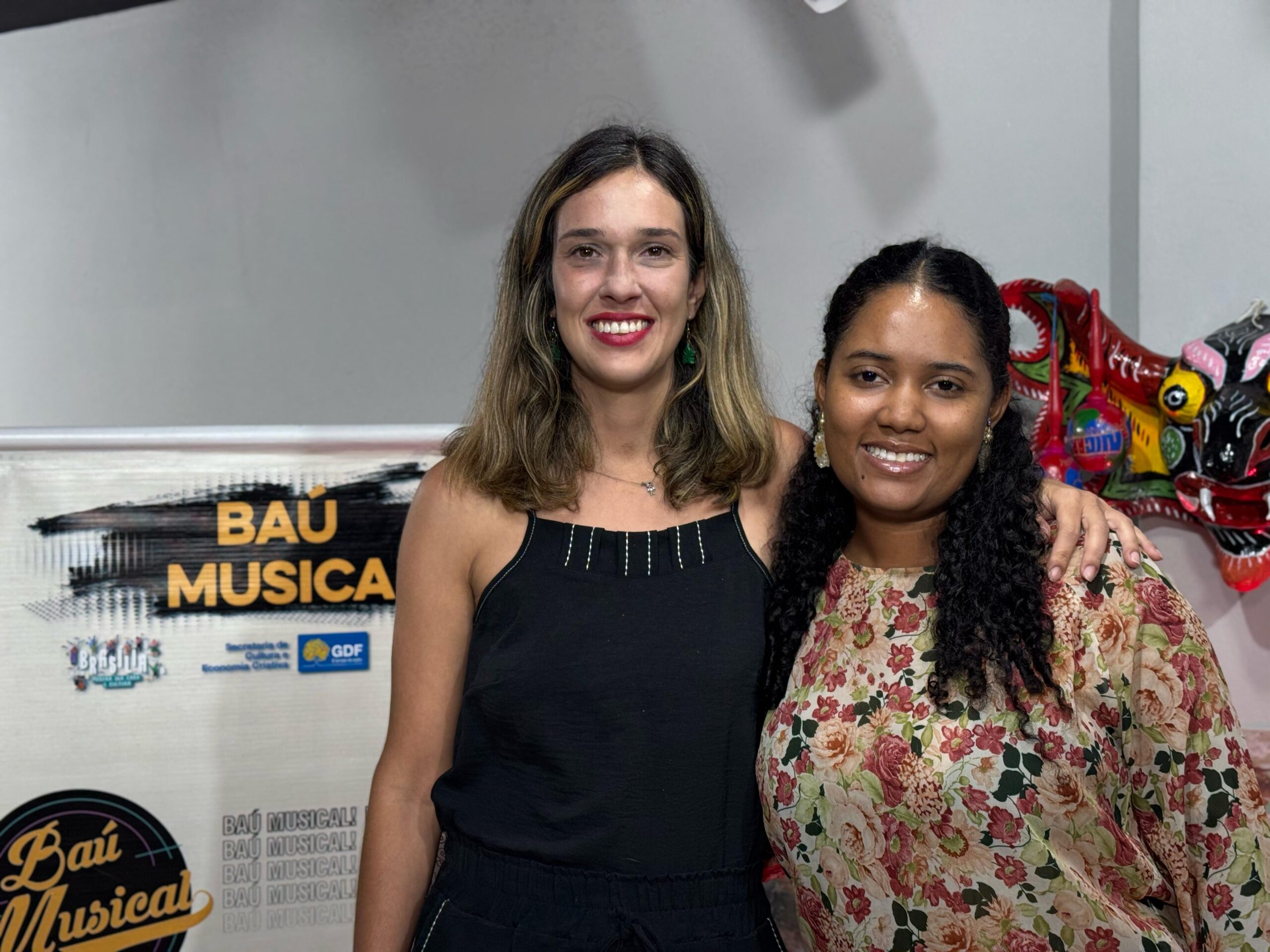 Leia mais sobre o artigo Nzinga fala sobre as oficinas de hip hop na escola, de break, DJ e grafite sensorial