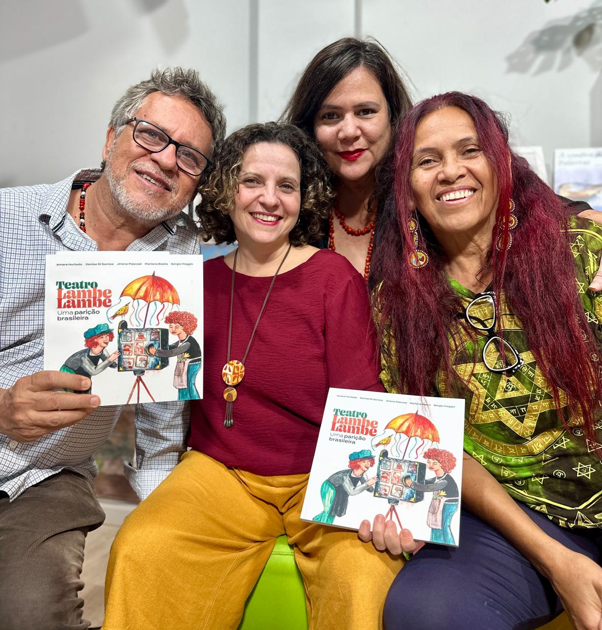 Leia mais sobre o artigo O grupo “As Caixeiras Cia. de Bonecas” é atração na tela da TV Comunitária