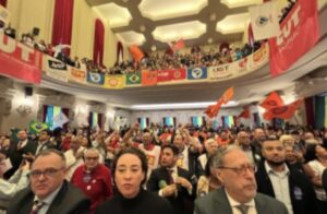 Leia mais sobre o artigo Entidades defendem a democracia e a soberania brasileira em ato na USP