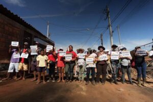 Leia mais sobre o artigo Vida & Água para as Aris fala da vitória do movimento vida e água na Fazendinha, em Sol Nascente