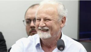 Leia mais sobre o artigo MST irá ajudar a reconstruir Faixa de Gaza, diz coordenador João Pedro Stedile