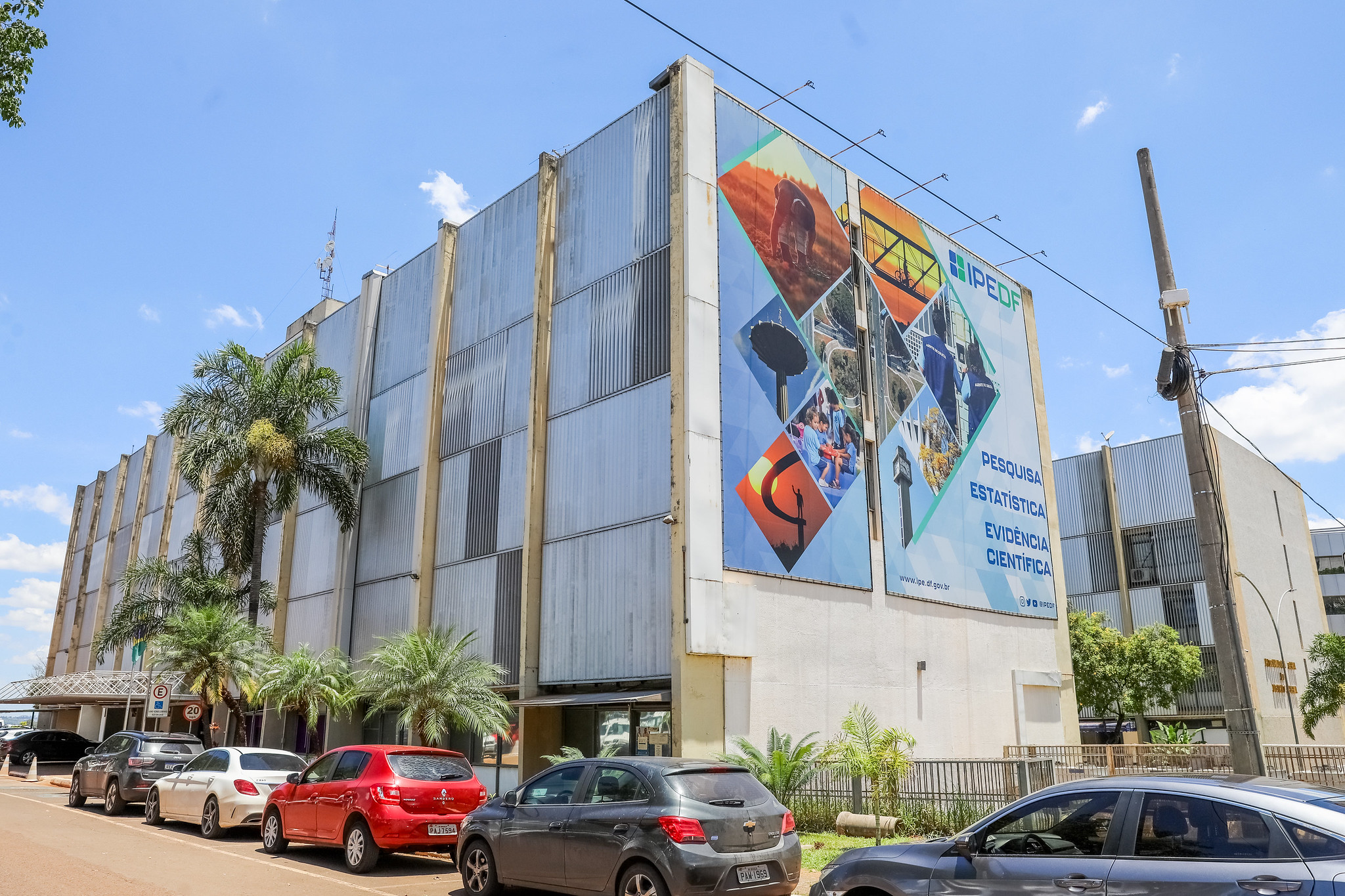 No momento, você está visualizando Boletim temático anual mostra que taxa de desemprego aberto da população negra caiu no DF