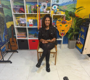 Leia mais sobre o artigo No Povo Negro, Valéria Assunção defende investimento na cultura construída na periferia