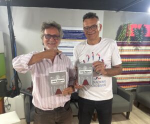 Leia mais sobre o artigo Escritor Mauro Rocha fala sobre o recém lançado livro “Cine Poema”