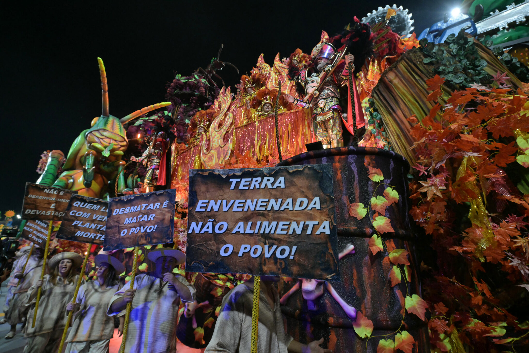 Leia mais sobre o artigo Homenagem ao MST leva Acadêmicos do Tatuapé ao 4º lugar no carnaval de São Paulo