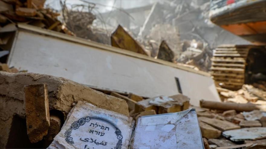 Leia mais sobre o artigo Ataque israelense-americano destrói sinagoga judaica em Teerã