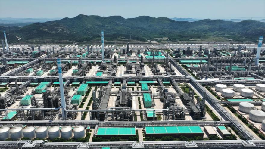 No momento, você está visualizando A China proíbe a implementação das sanções dos EUA contra o Irã