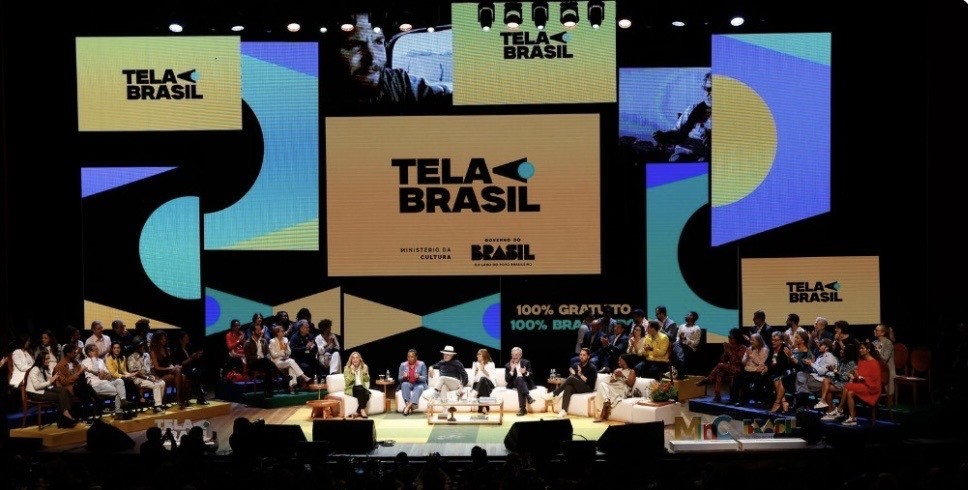 No momento, você está visualizando Governo Lula lança o Tela Brasil: o Netflix brasileiro e gratuito com mais de 550 filmes