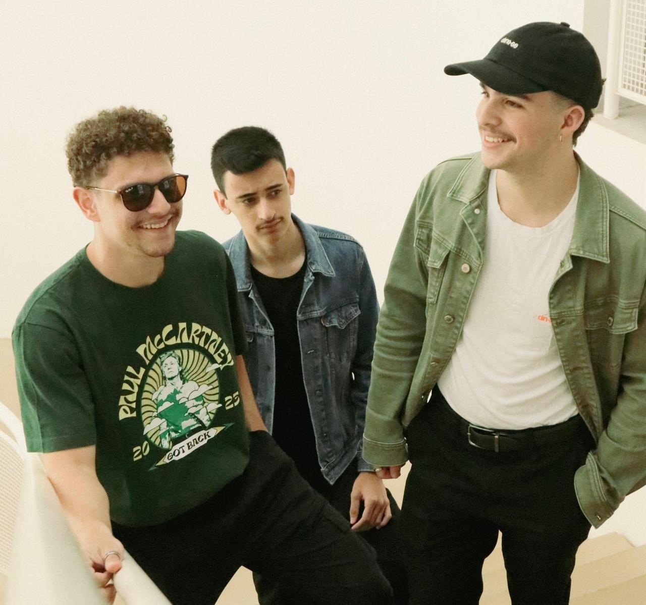 No momento, você está visualizando Dilema, trio brasiliense de rock, acaba de lançar o single “Fala Muito”