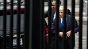 Leia mais sobre o artigo Quase metade dos estadounidenses apoia a prisão de Netanyahu nos EUA